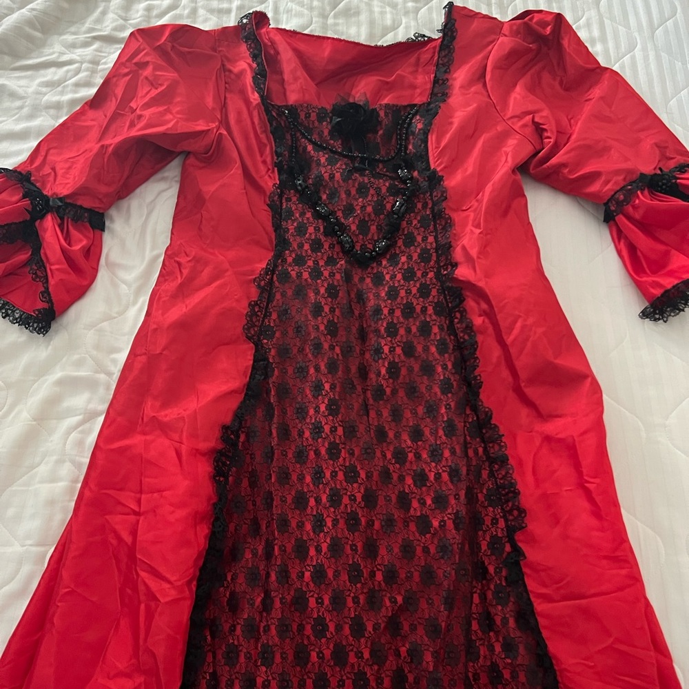 Renaissance dress